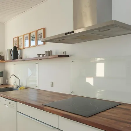 Awesome In With 3 Bedrooms And Wifi Ebeltoft